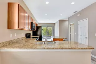 9116 Mountain Camellia Ln, Riverview, FL 33578 - Photo 17