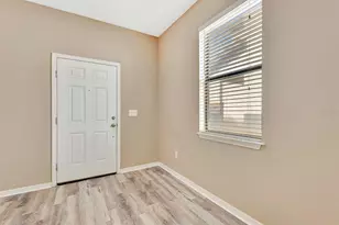 9116 Mountain Camellia Ln, Riverview, FL 33578 - Photo 9