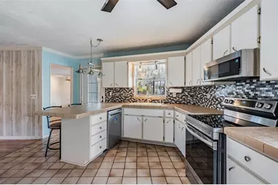 7450 Lake Forest Circle, Port Richey, FL 34668 - Photo 9