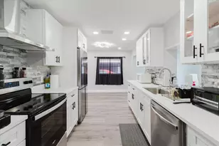 1811 Forest Dr, Oldsmar, FL 34677 - Photo 5