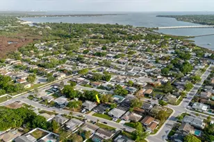 1811 Forest Dr, Oldsmar, FL 34677 - Photo 31