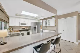 13921 Cherry Dale Ln, Tampa, FL 33618 - Photo 15