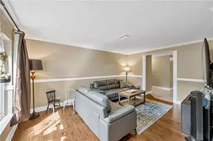 13921 Cherry Dale Ln, Tampa, FL 33618 - Photo 9