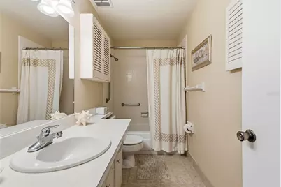 650 Pinellas Point Drive S #230, Saint Petersburg, FL 33705 - Photo 11