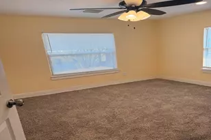 1349 15th St S, Saint Petersburg, FL 33705 - Photo 3