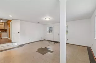 4412 Sweetwater Dr, Tampa, FL 33615 - Photo 37