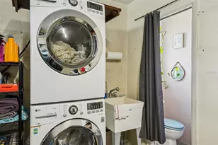 11469 Imperial Grove Dr E, Largo, FL 33774 - Photo 21