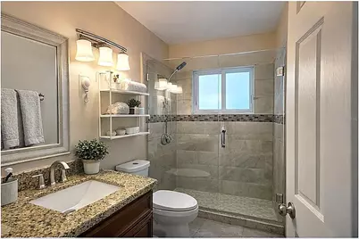 207 N Beverly Avenue, Tampa, FL 33609 - Photo 17