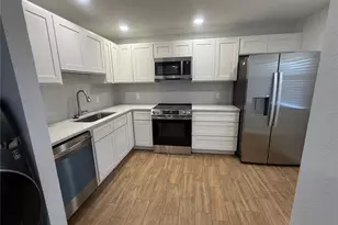 1859 Shore Dr S, South Pasadena, FL 33707 - Photo 9