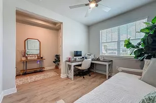 5215 123rd Ave E, Parrish, FL 34219 - Photo 9