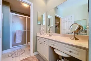 7 Island Park Pl, Dunedin, FL 34698 - Photo 17