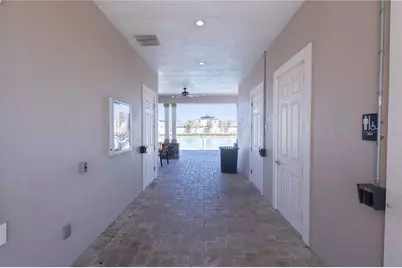 5455 Logan Cave Avenue, Wimauma, FL 33598 - Photo 43