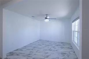 5455 Logan Cave Ave, Wimauma, FL 33598 - Photo 7