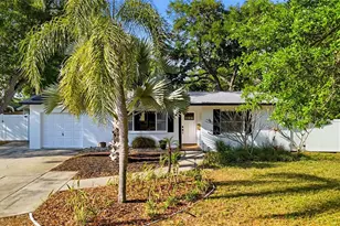 1349 78th Ave N, Saint Petersburg, FL 33702 - Photo 9