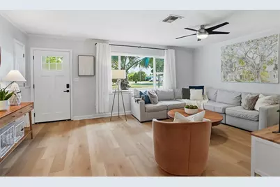 1349 78th Avenue N, Saint Petersburg, FL 33702 - Photo 3