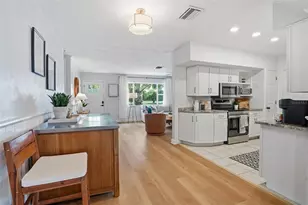 1349 78th Ave N, Saint Petersburg, FL 33702 - Photo 3