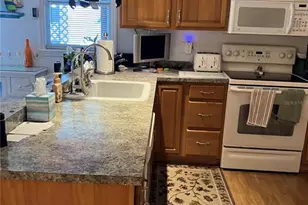 3301 Chatford Dr, Holiday, FL 34690 - Photo 5