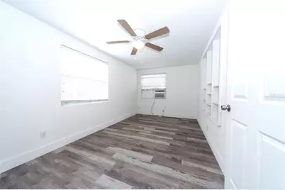 618 25th Street W, Bradenton, FL 34205 - Photo 9