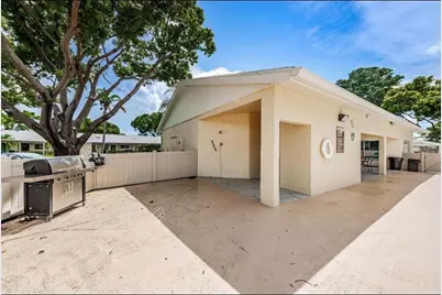2465 Northside Drive #2204, Clearwater, FL 33761 - Photo 9