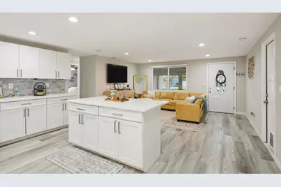 8373 76th Avenue, Seminole, FL 33777 - Photo 15