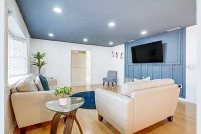 715 Debra Lynne Drive, Brandon, FL 33511 - Photo 9