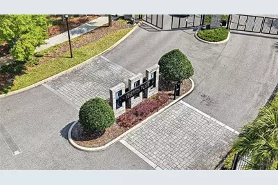 2818 Grand Kemerton Place, Tampa, FL 33618 - Photo 37