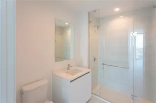 400 Central Ave, Saint Petersburg, FL 33701 - Photo 21