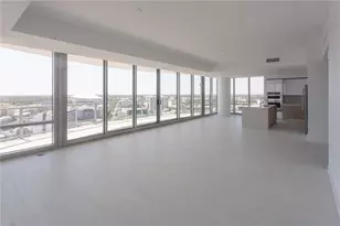 400 Central Ave, Saint Petersburg, FL 33701 - Photo 9