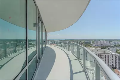 400 Central Avenue #2001, Saint Petersburg, FL 33701 - Photo 9