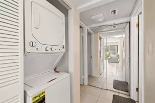 2232 Bahia Vista St, Sarasota, FL 34239 - Photo 29