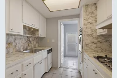 2011 58th Avenue N #5, Saint Petersburg, FL 33714 - Photo 9