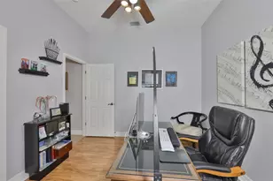 307 Noble Faire Dr, Sun City Center, FL 33573 - Photo 37