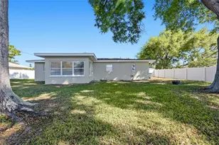 1817 Hunt Ln, Clearwater, FL 33764 - Photo 29