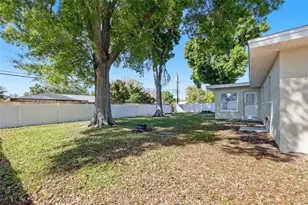 1817 Hunt Ln, Clearwater, FL 33764 - Photo 35