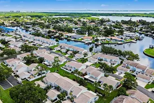 6490 Cape Hatteras Way NE, Saint Petersburg, FL 33702 - Photo 31