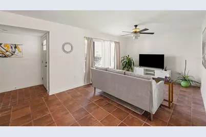 6490 Cape Hatteras Way NE #4, Saint Petersburg, FL 33702 - Photo 3