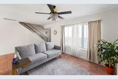 6490 Cape Hatteras Way NE #4, Saint Petersburg, FL 33702 - Photo 7