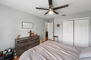 6490 Cape Hatteras Way NE, Saint Petersburg, FL 33702 - Photo 17