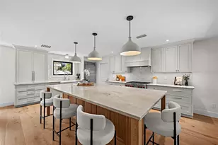 1110 S Dunbar Ave, Tampa, FL 33629 - Photo 3