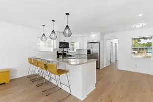 3916 Iowa Ave W, Tampa, FL 33616 - Photo 9