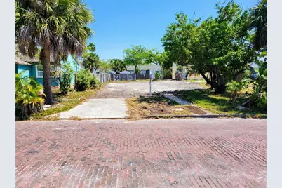 3108 56th Street S, Gulfport, FL 33707 - Photo 3