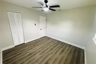 37421 Lupine Dr, Zephyrhills, FL 33541 - Photo 27