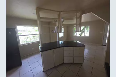 725 43rd Avenue N, Saint Petersburg, FL 33703 - Photo 7