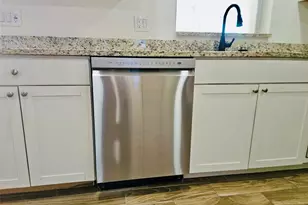 1607 Bell Shoals Rd, Brandon, FL 33511 - Photo 23