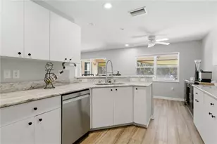 807 Ixora Ave, Ellenton, FL 34222 - Photo 11