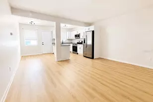 1353 Lakeview Rd, Clearwater, FL 33756 - Photo 3