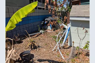 8740 N Tangerine Place, Tampa, FL 33617 - Photo 23