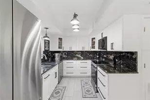 2473 Kingfisher Ln, Clearwater, FL 33762 - Photo 13