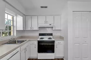 2910 Appling Woods Pl, Plant City, FL 33565 - Photo 41