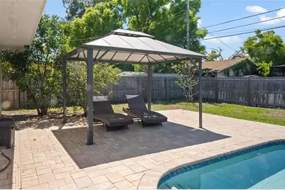 2798 67th Street N, Saint Petersburg, FL 33710 - Photo 21